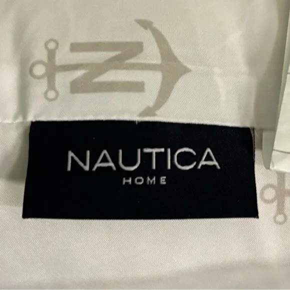 NWT Nautica True Comfort Jumbo Pillows in packaging! - Picture 8 of 11